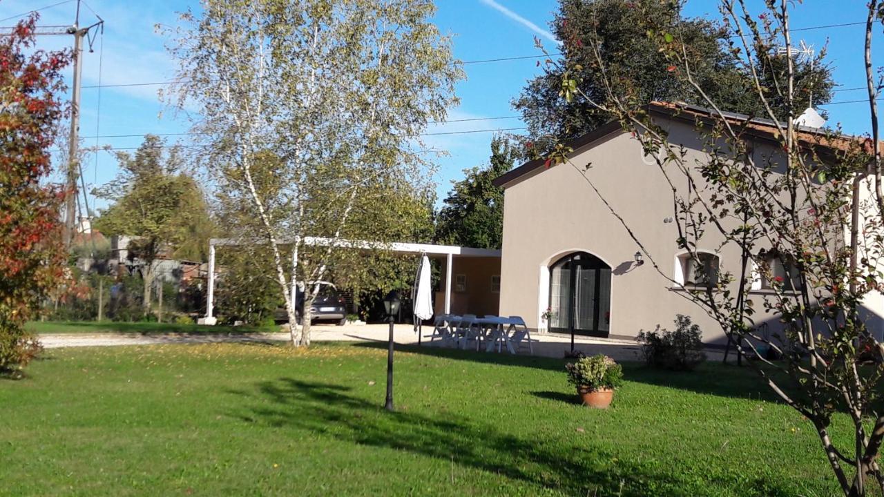 مخرج سبينيا Casa Vacanza E Per Lavoro Tessyhouse المظهر الخارجي الصورة