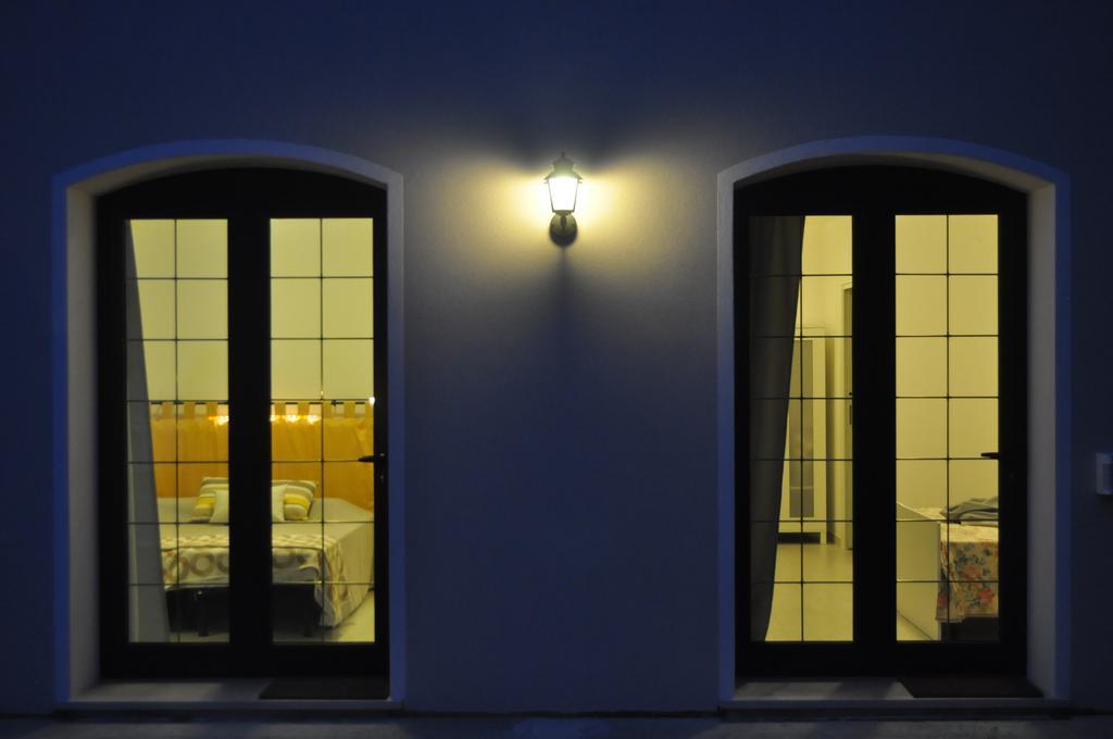 مخرج سبينيا Casa Vacanza E Per Lavoro Tessyhouse المظهر الخارجي الصورة