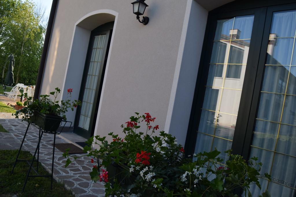 مخرج سبينيا Casa Vacanza E Per Lavoro Tessyhouse المظهر الخارجي الصورة